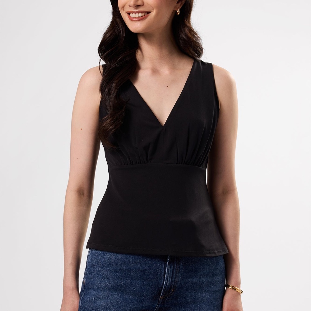 NWT Zoe Deep V Tank Amour Vert Black